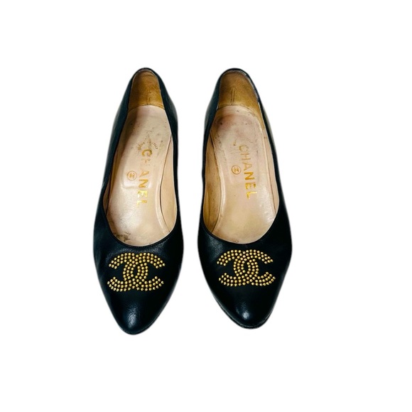 CHANEL VINTAGE CLASSIC LEATHER HEEL - Picture 4 of 7